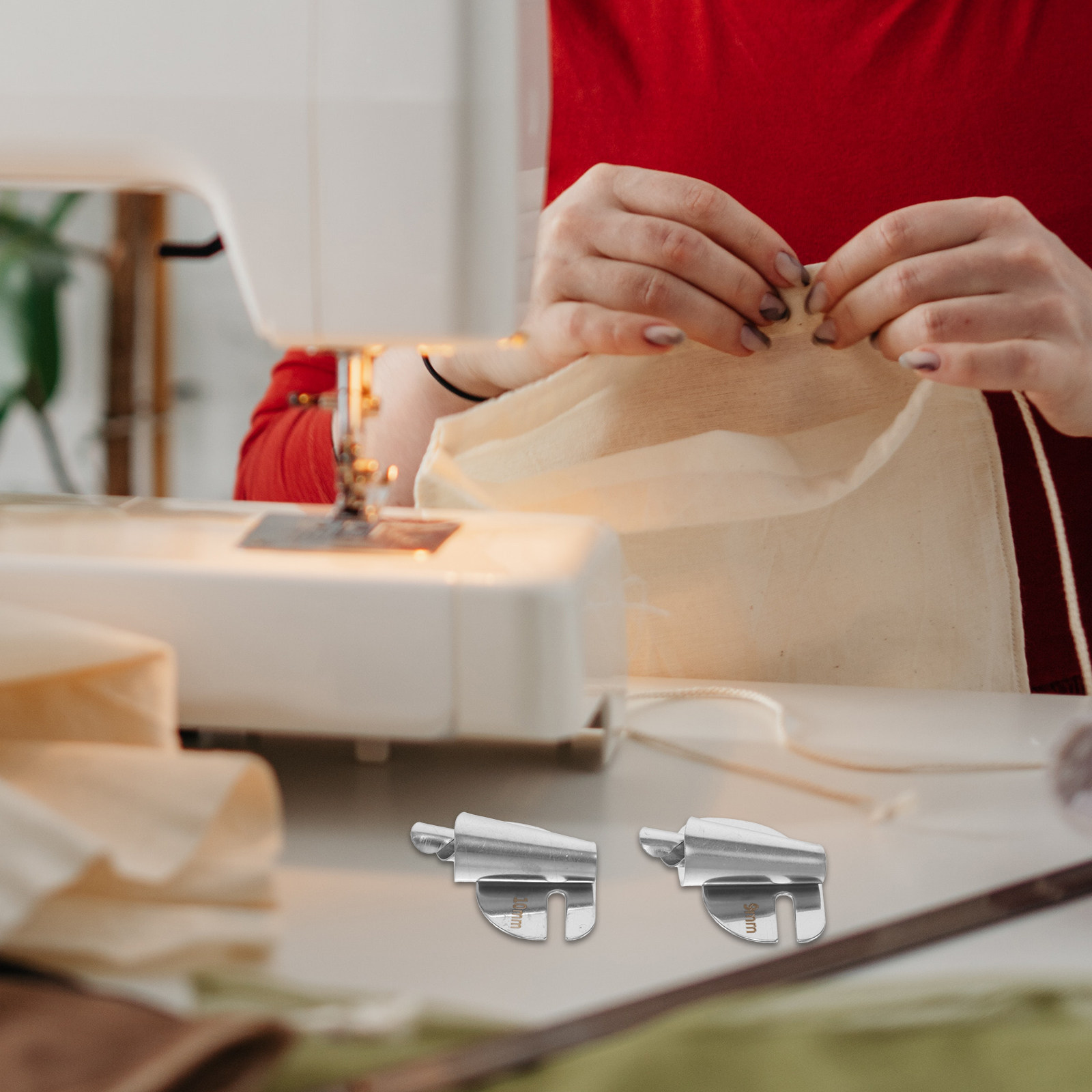 Sewing Hemming - 4個入りステンレス製ミシン用ヘマーフット、巻き縫いプレッサーフット、簡単取り付け、初心者向けクイックフィット