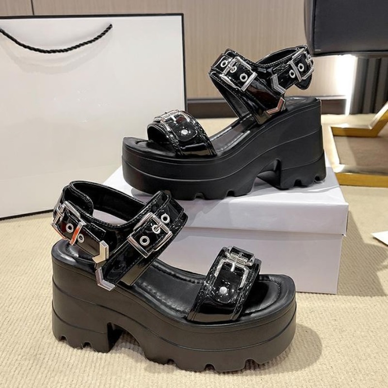 2026年 10CM 夏用 通気性のある薄型サンダル レディ - Sewing New のレビューと価格