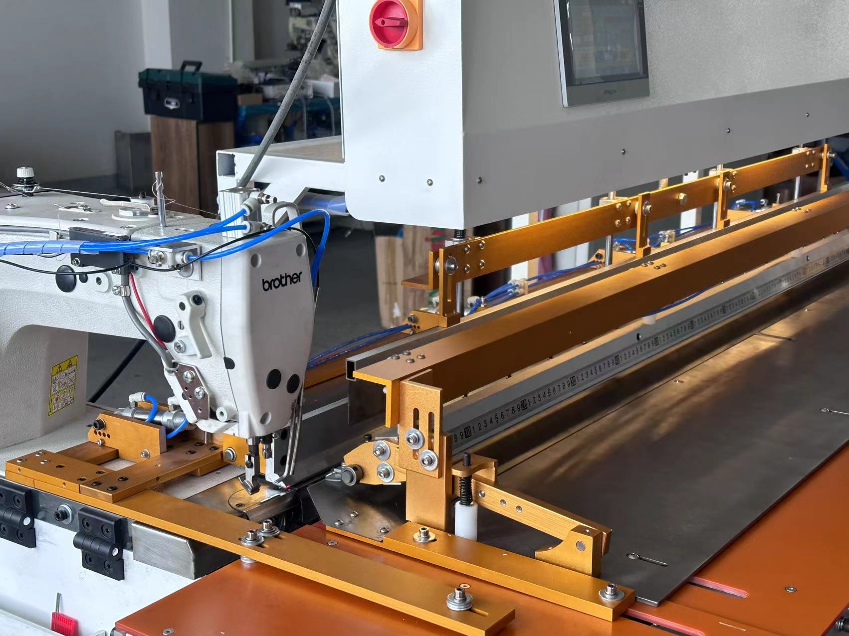 ST 3000-1400ヘビーデューティーミシン価格 自動ピ - Sewing Knit のレビューと価格