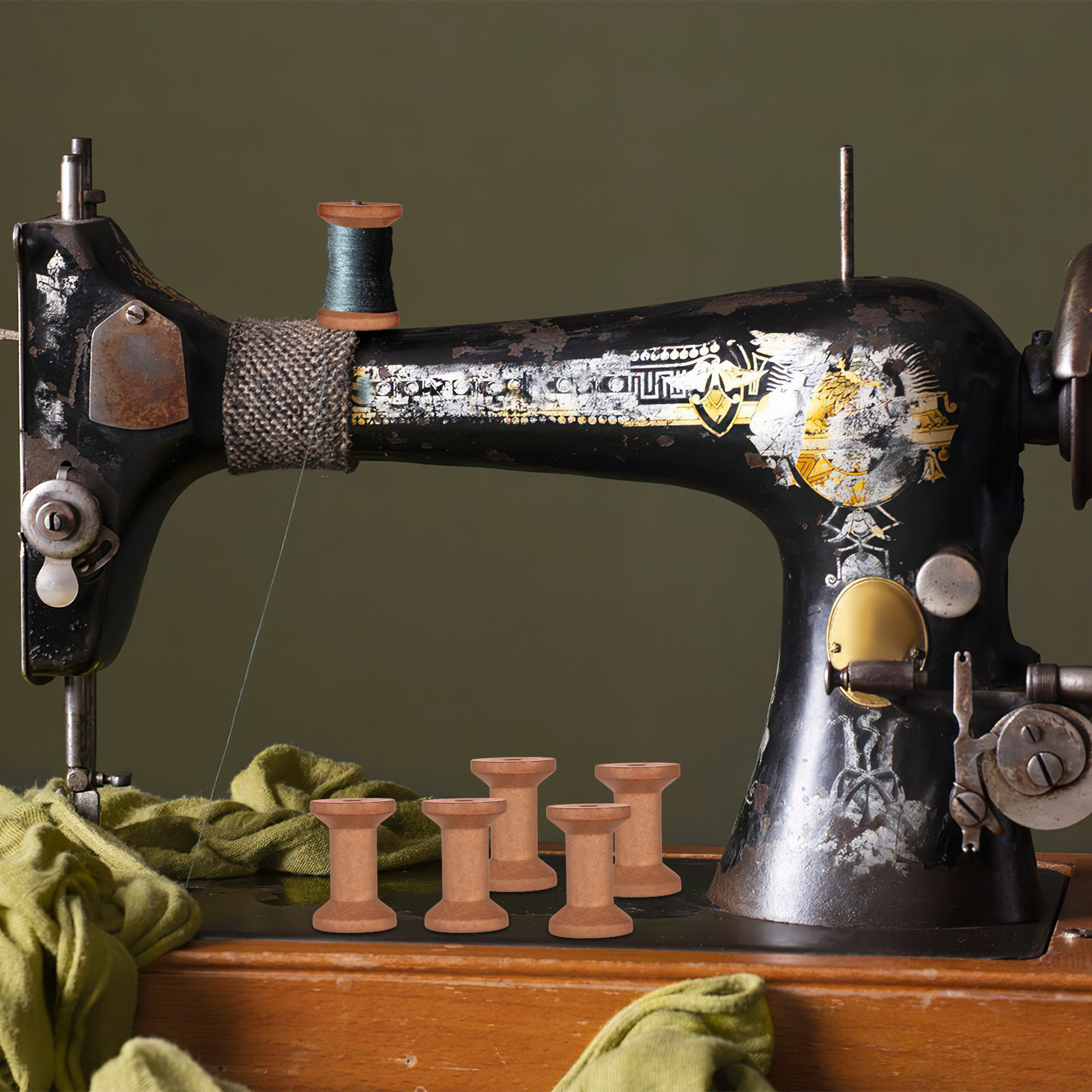 20個入り天然木製糸巻きボビン、滑らかな研磨面で刺繍糸やリボ - Thread Bobbins Empty のレビューと価格